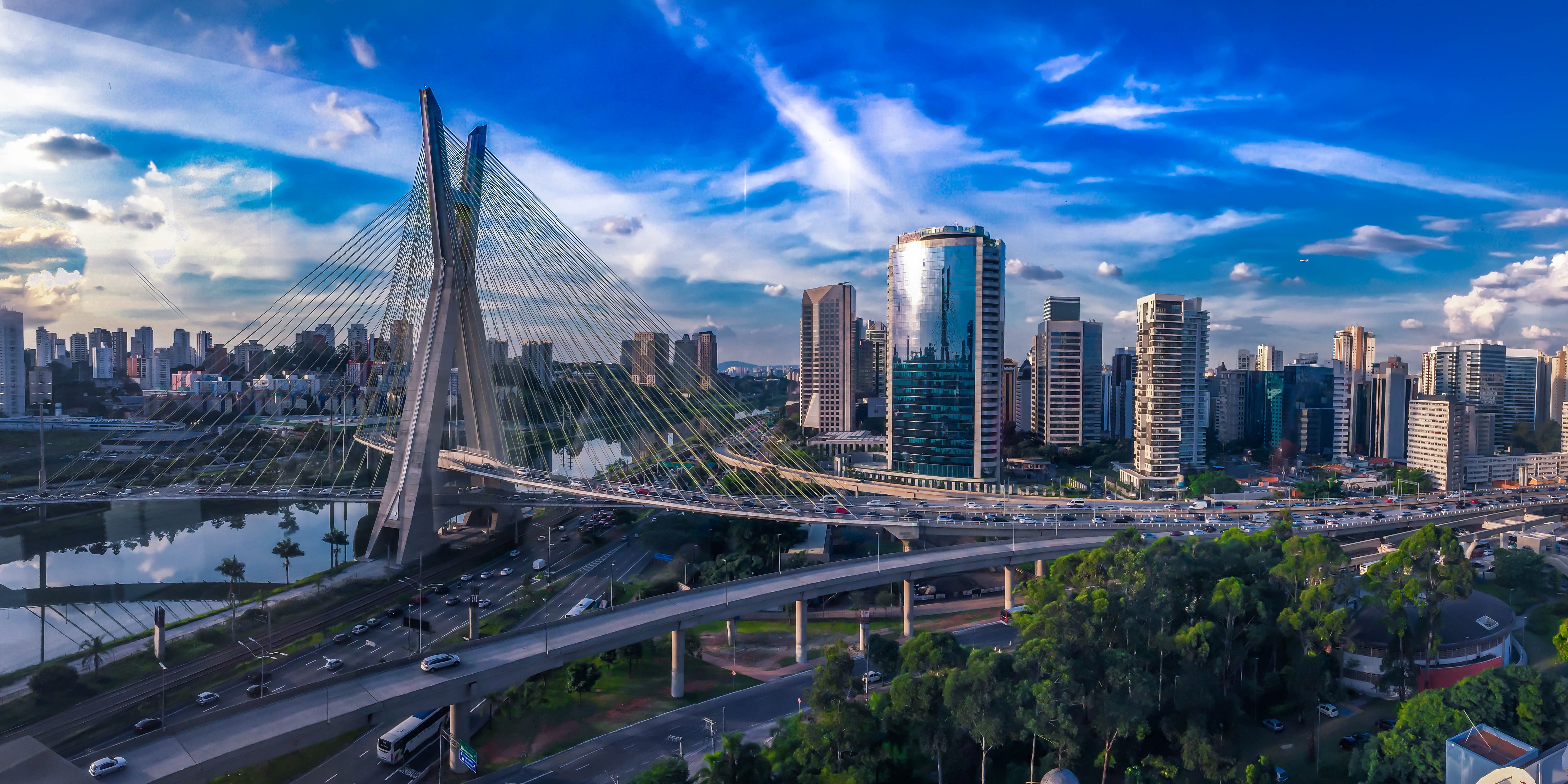 Qualus - About Us - Brazil